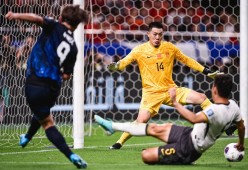 九游软件下载-关于德罗巴在湖人比赛中刷新纪录，持续失利引发热议！的信息